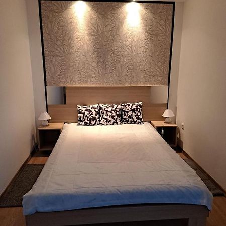 Nefelejcs Vendeghaz Hotel บาลาทอนเคเนเช ภายนอก รูปภาพ